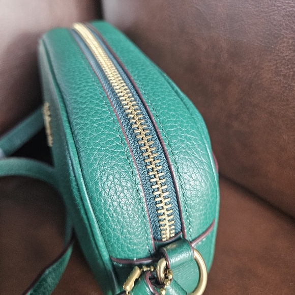 COACH DISNEY X Mickey & Minnie Holiday Crossbody Bag No. H2381-CN924 - Picture 6 of 11